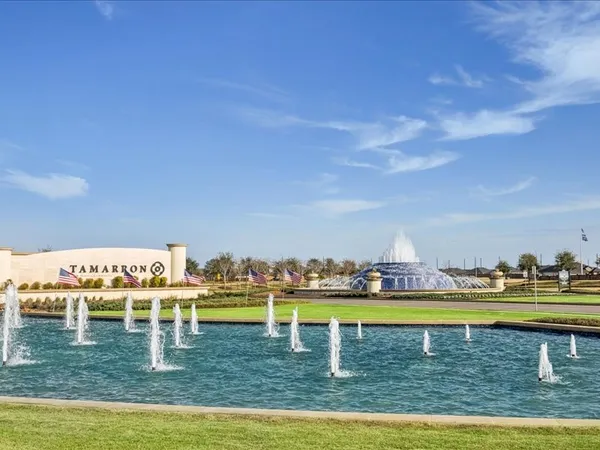 $2,095 | 3618 Marino Mile Drive, Fulshear, TX 77423