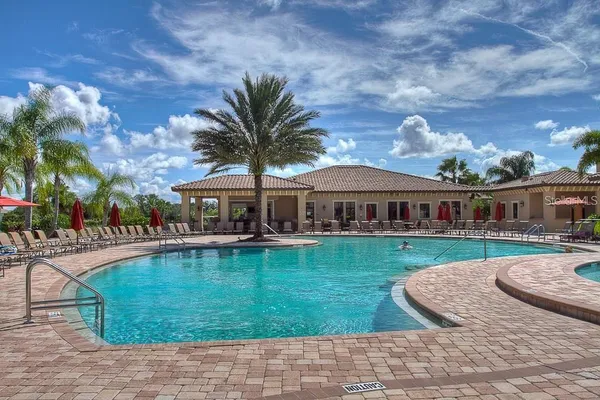 $5,500 | 6627 Candlestick Drive, Bradenton, FL 34212