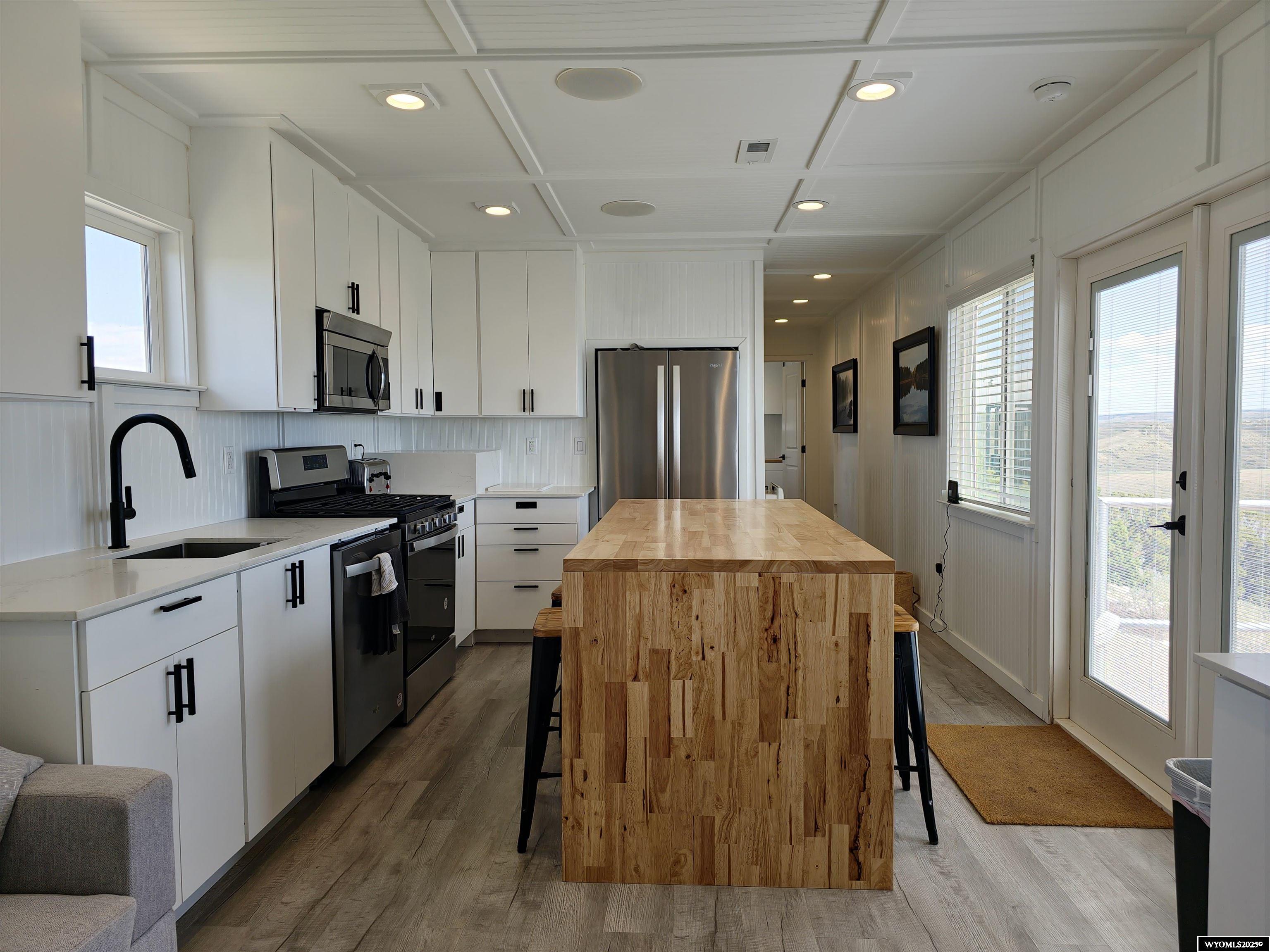 900 Altamont Road Evanston, WY 82930 - Photo 13 of 27