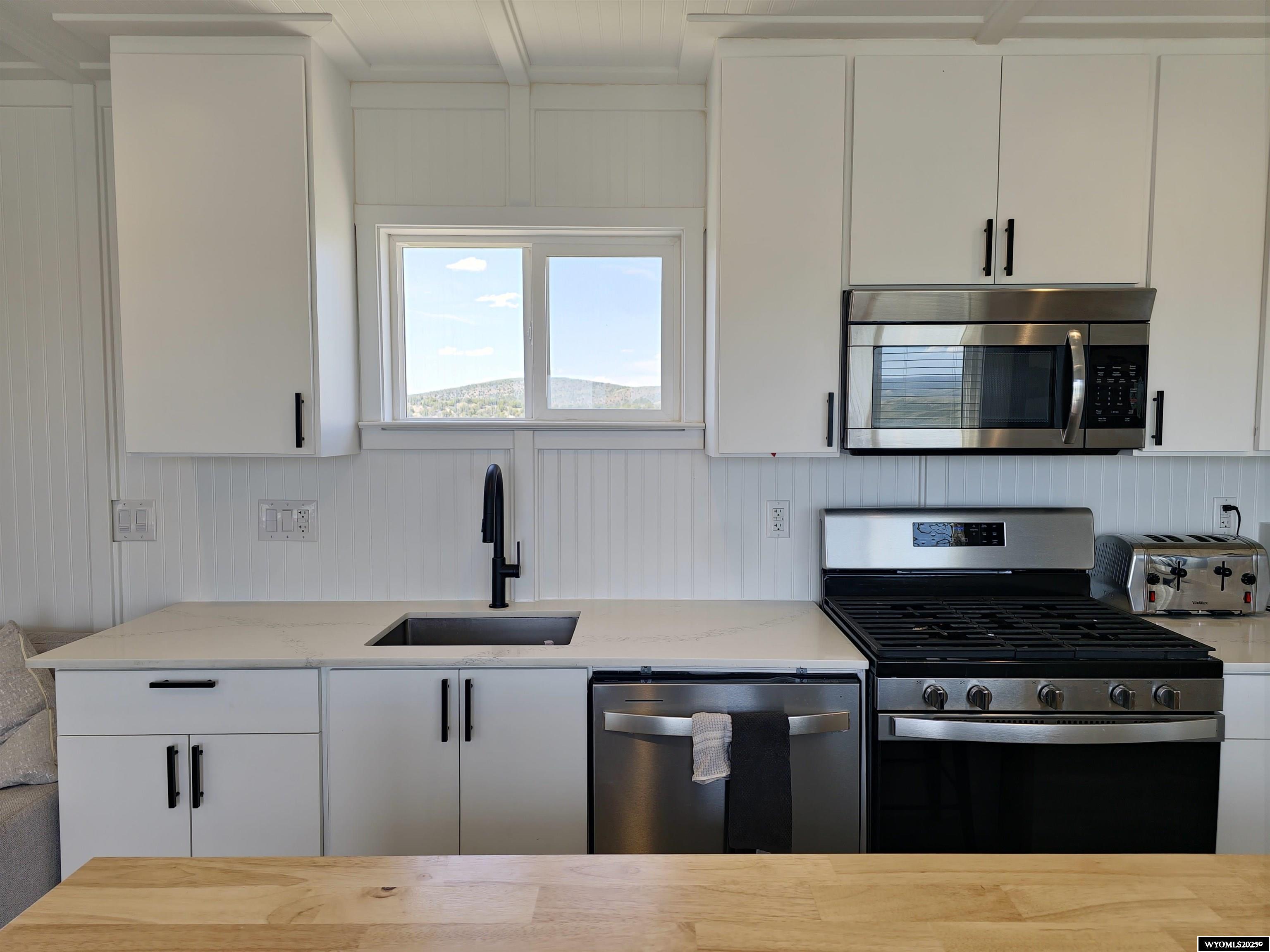 900 Altamont Road Evanston, WY 82930 - Photo 6 of 27