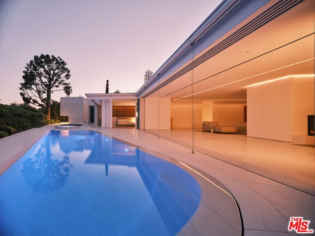 $13,900,000 | 510 Arkell Drive, Beverly Hills, CA 90210