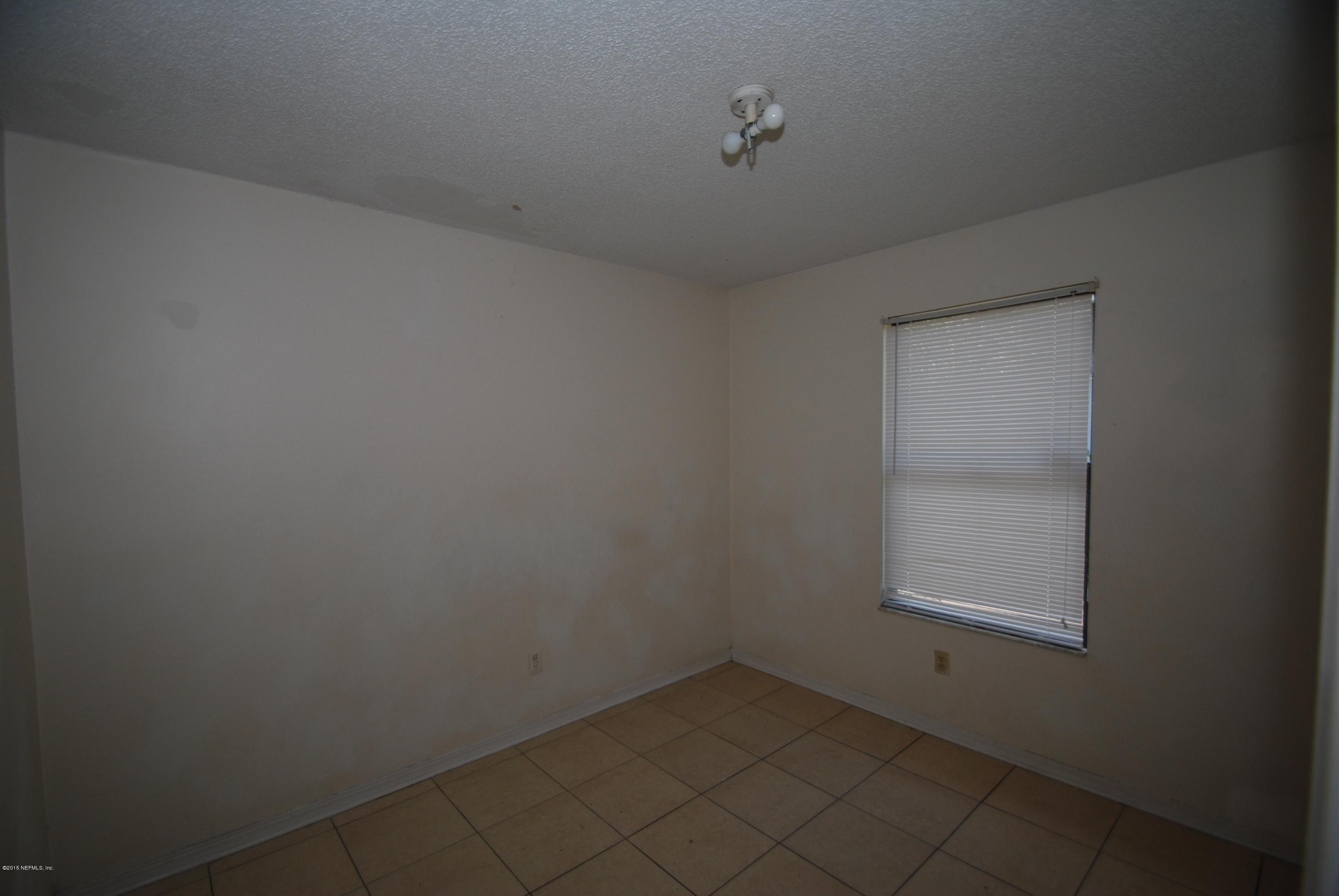 5138 Ricker Road Jacksonville, FL 32210 - Photo 4 of 10 2nd Bedroom I
