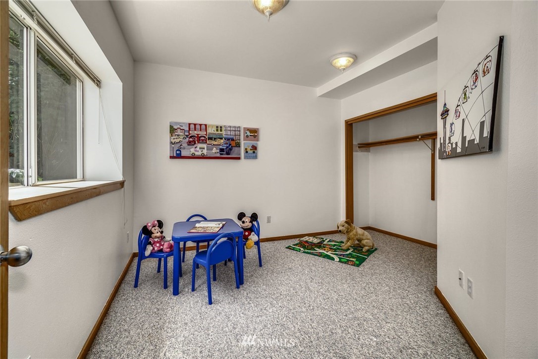 16130 Valhalla Drive Bothell, WA 98011 - Photo 25 of 40 Gallery Image 25