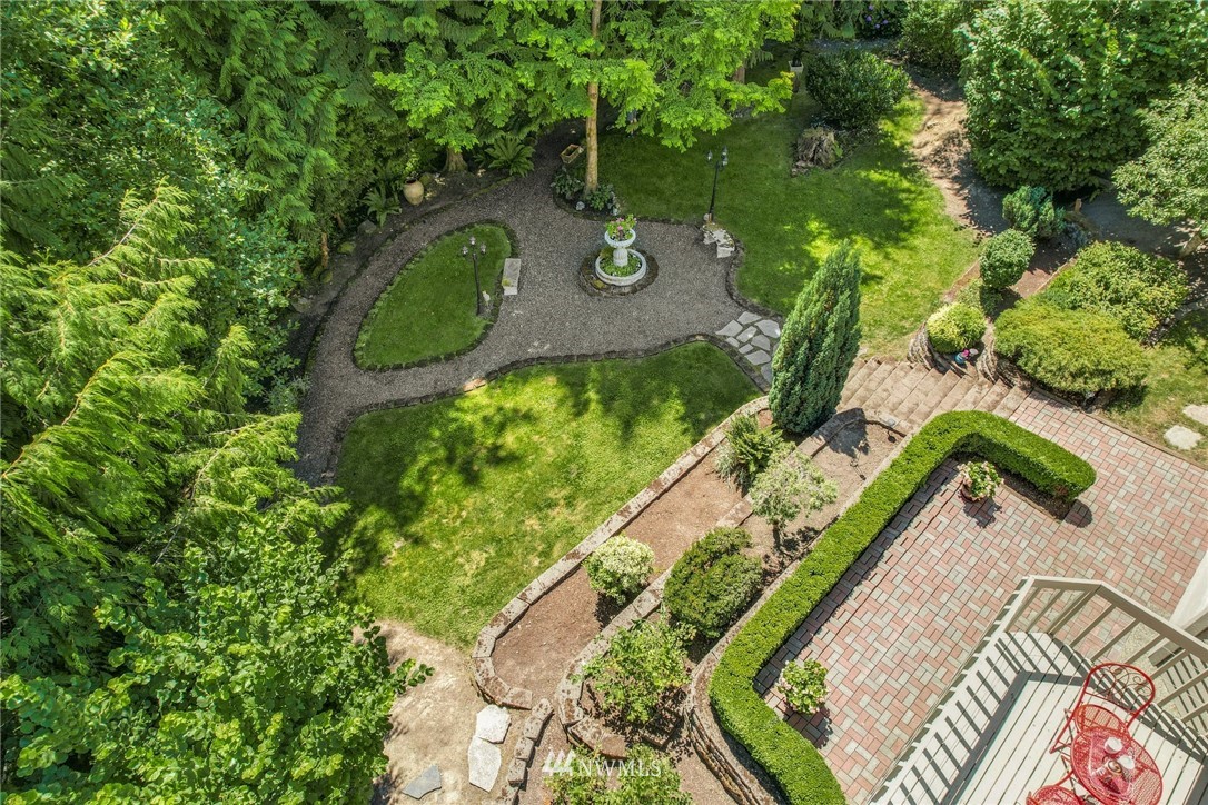 16130 Valhalla Drive Bothell, WA 98011 - Photo 34 of 40 Gallery Image 34
