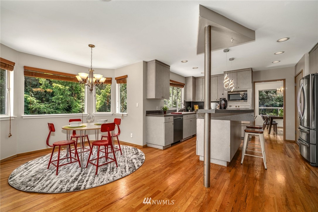 16130 Valhalla Drive Bothell, WA 98011 - Photo 10 of 40 Gallery Image 10