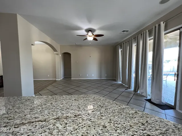 $2,495 | 31924 North 23rd Avenue, Phoenix, AZ 85085