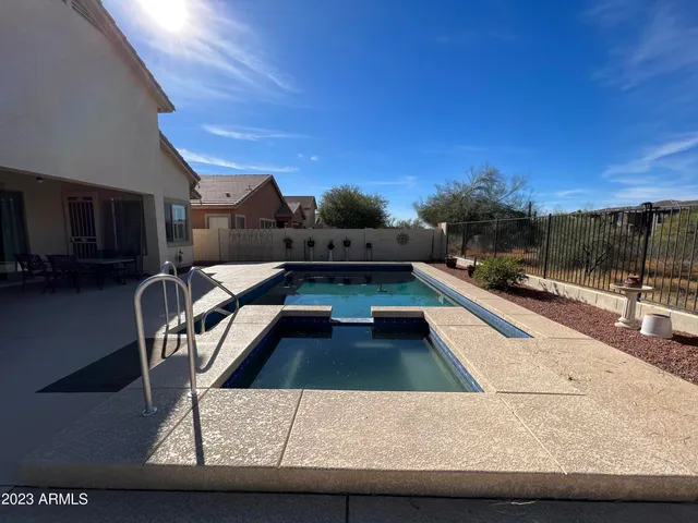 $2,495 | 31924 North 23rd Avenue, Phoenix, AZ 85085