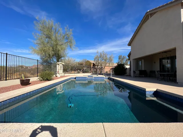 $2,495 | 31924 North 23rd Avenue, Phoenix, AZ 85085