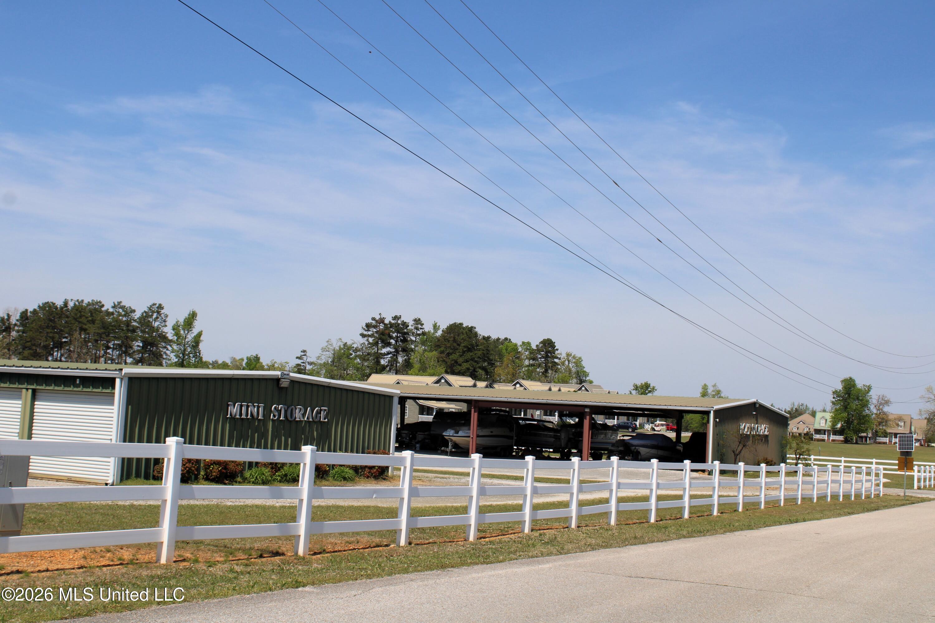 13 Brett Bluff Iuka, MS 38852 - Photo 29 of 30 On Site Storage