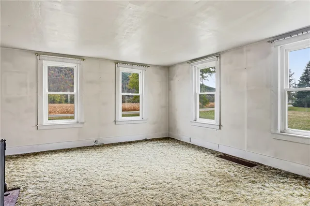 $210,000 | 135 County Road 16, Orange, NY 14870