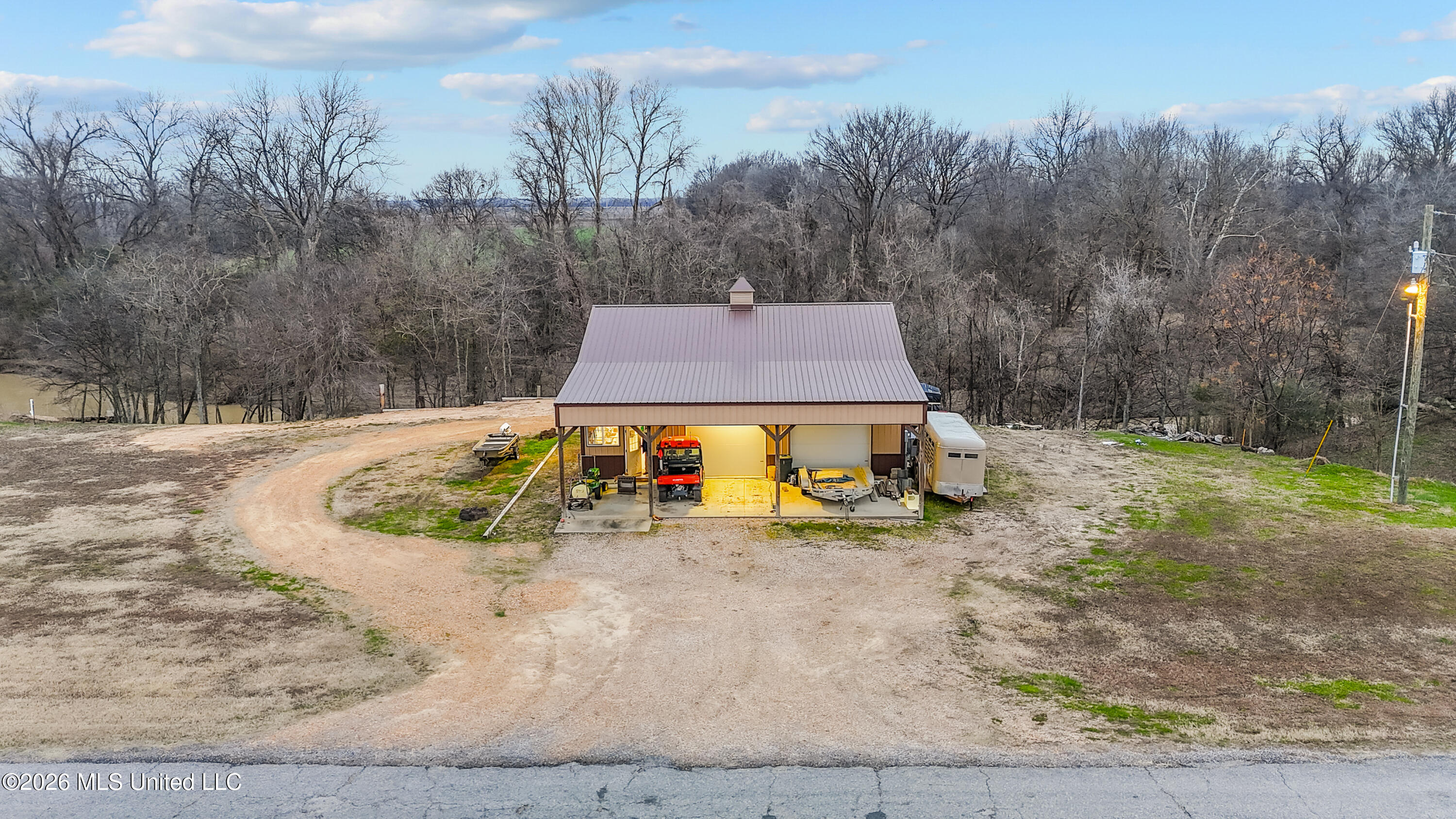 3777 Sunflower School Road Clarksdale, MS 38614 - Photo 23 of 28 DJI_20250109170321_0411_D