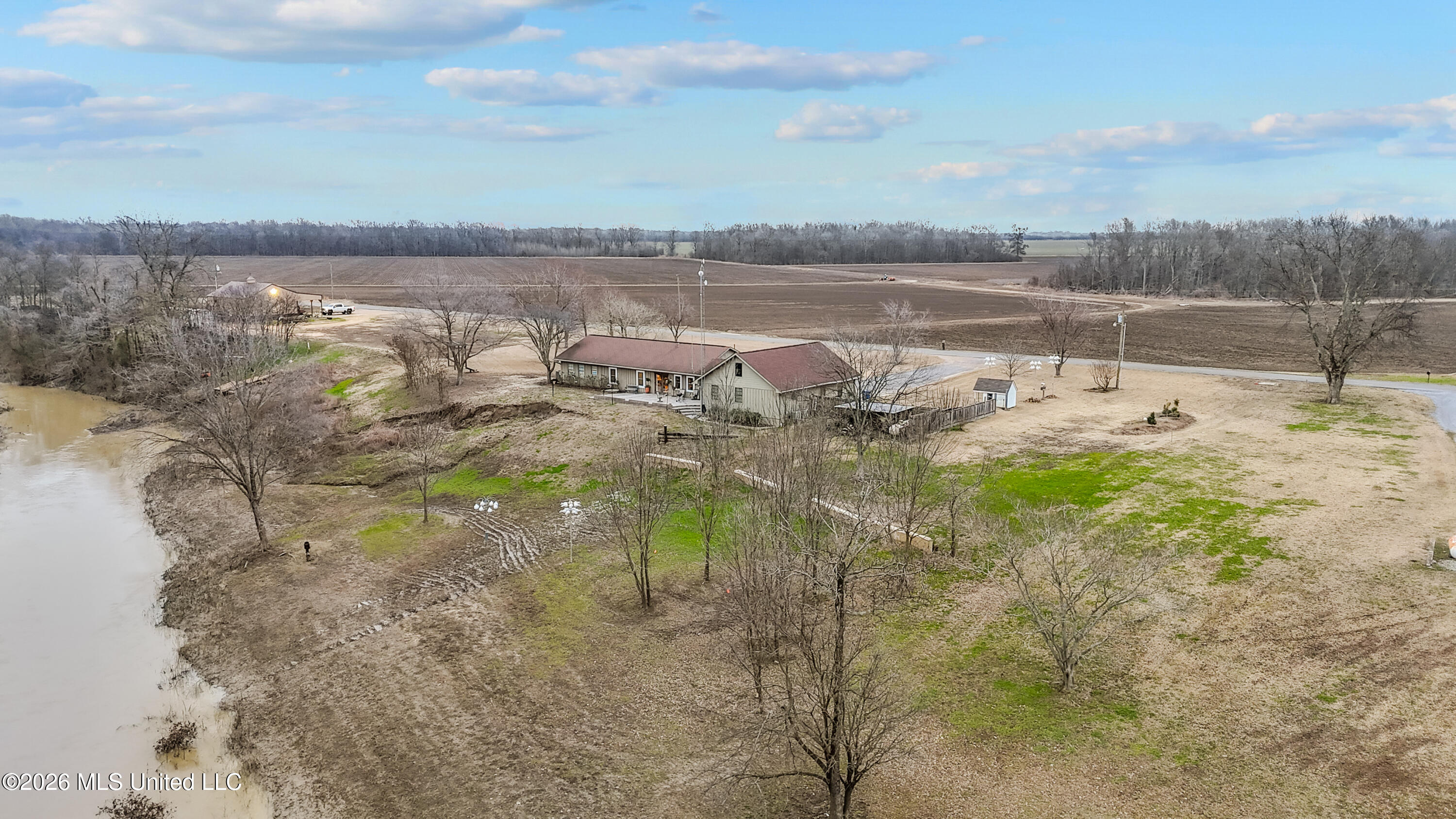 3777 Sunflower School Road Clarksdale, MS 38614 - Photo 24 of 28 DJI_20250109165808_0402_D