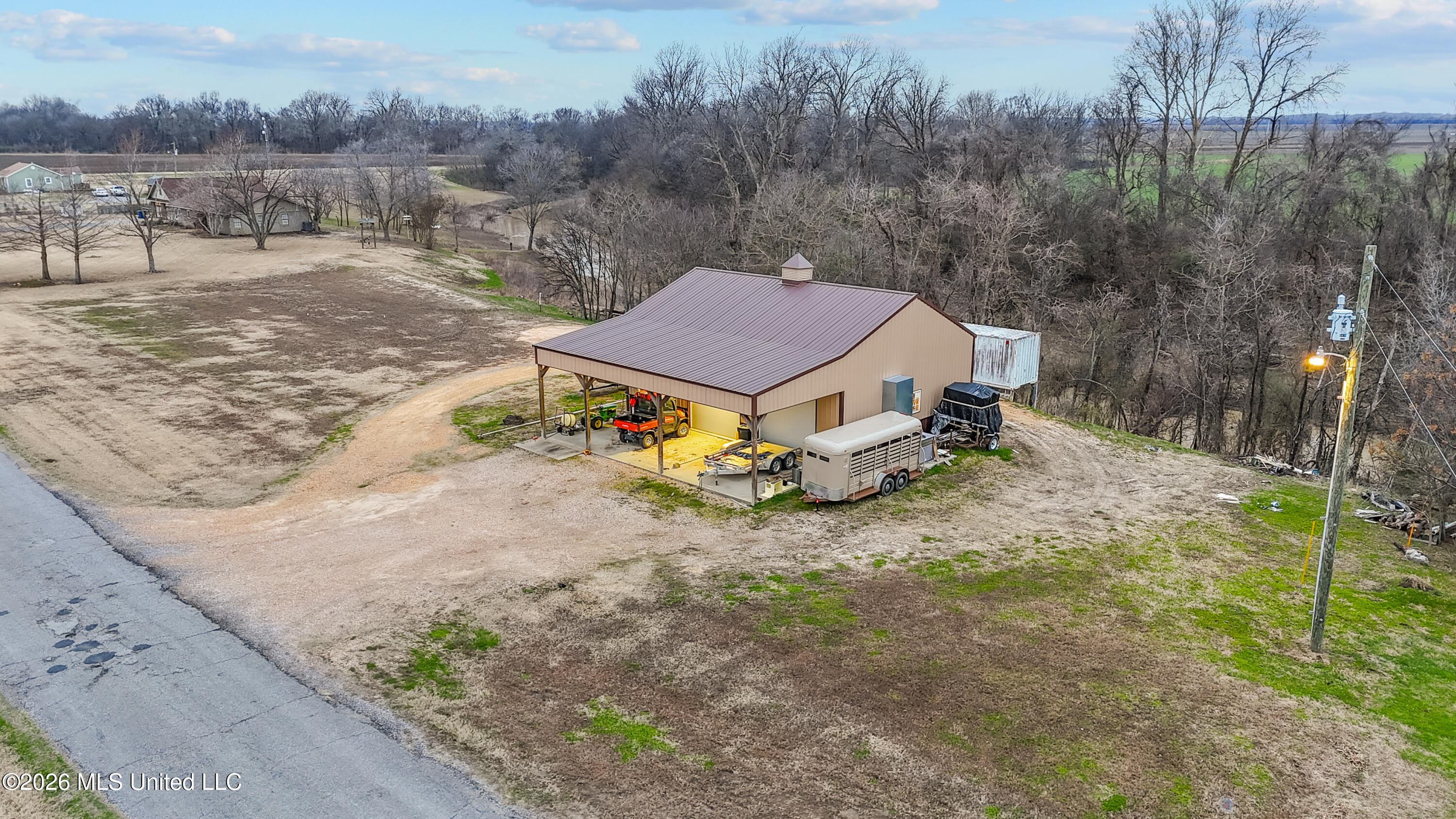 3777 Sunflower School Road Clarksdale, MS 38614 - Photo 4 of 28 DJI_20250109170246_0410_D