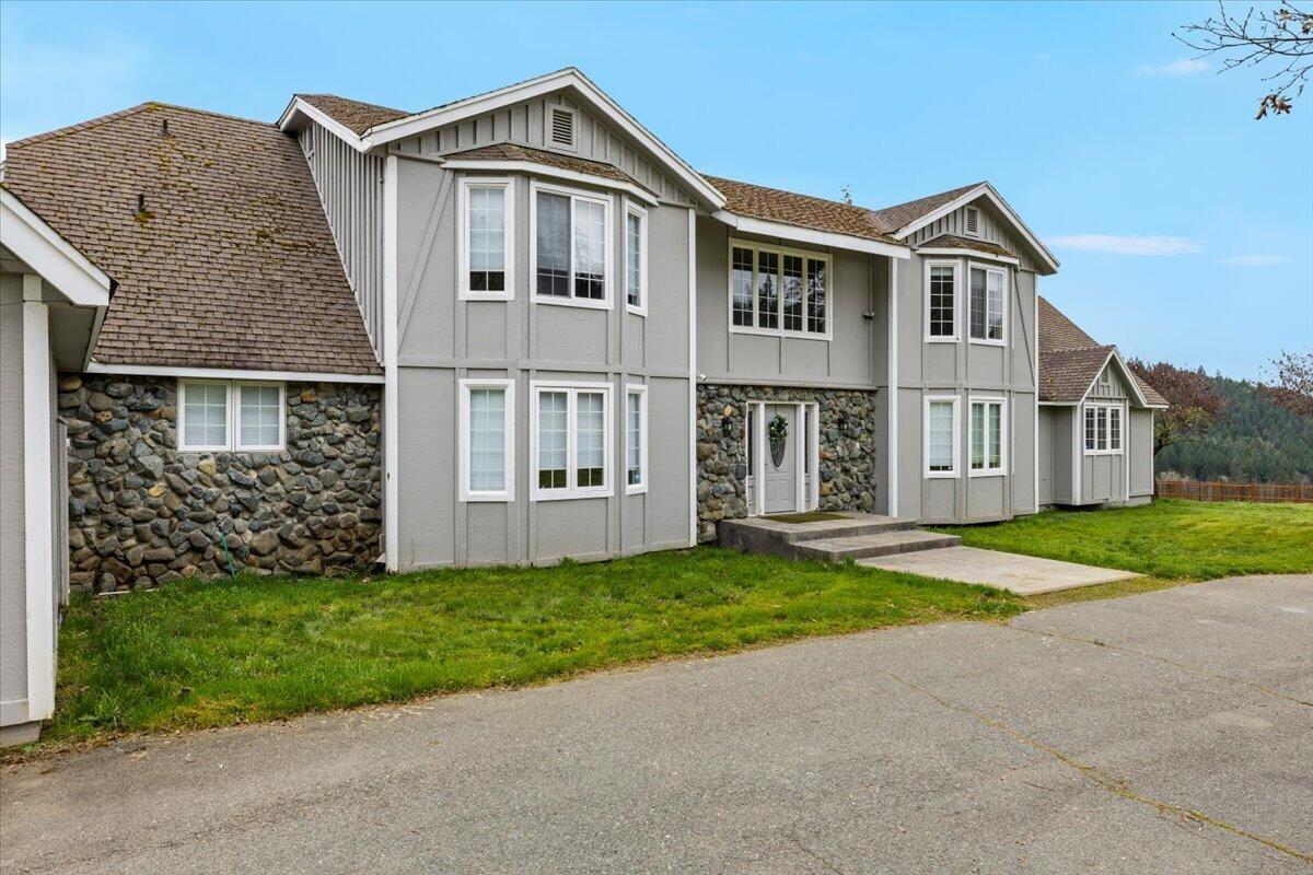 1500 Panther Gulch Road Williams, OR 97544 - Photo 1 of 31