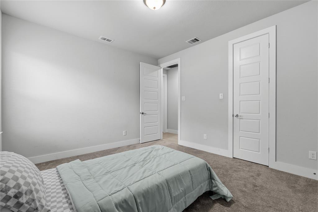 411 West Harwood Road Euless, TX 76039 - Photo 32 of 40