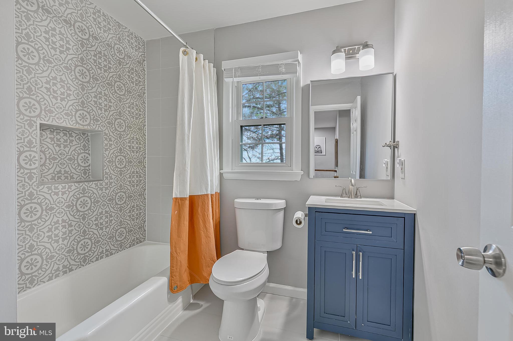 3419 Ramsgate Terrace Alexandria, VA 22309 - Photo 15 of 36 Modern bathroom with stylish accents.