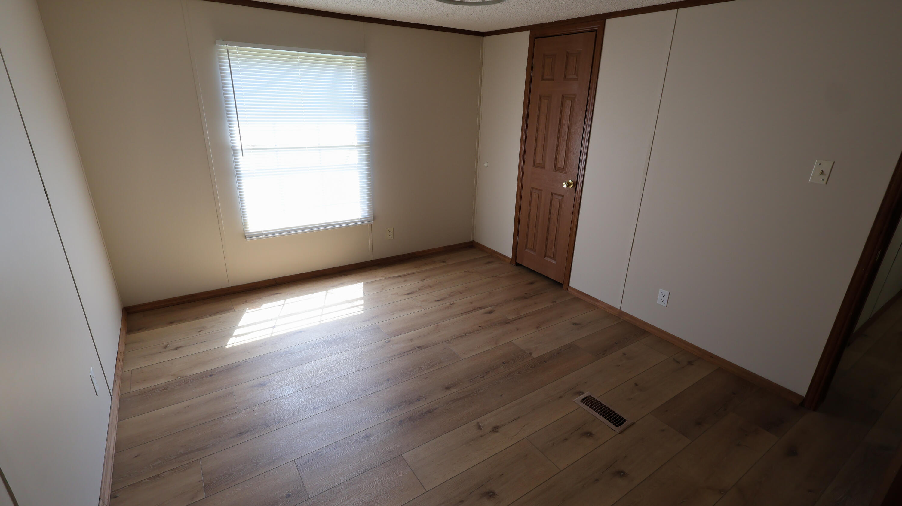 844 Cartwright Loop Whitwell, TN 37397 - Photo 19 of 36 IMG_1197