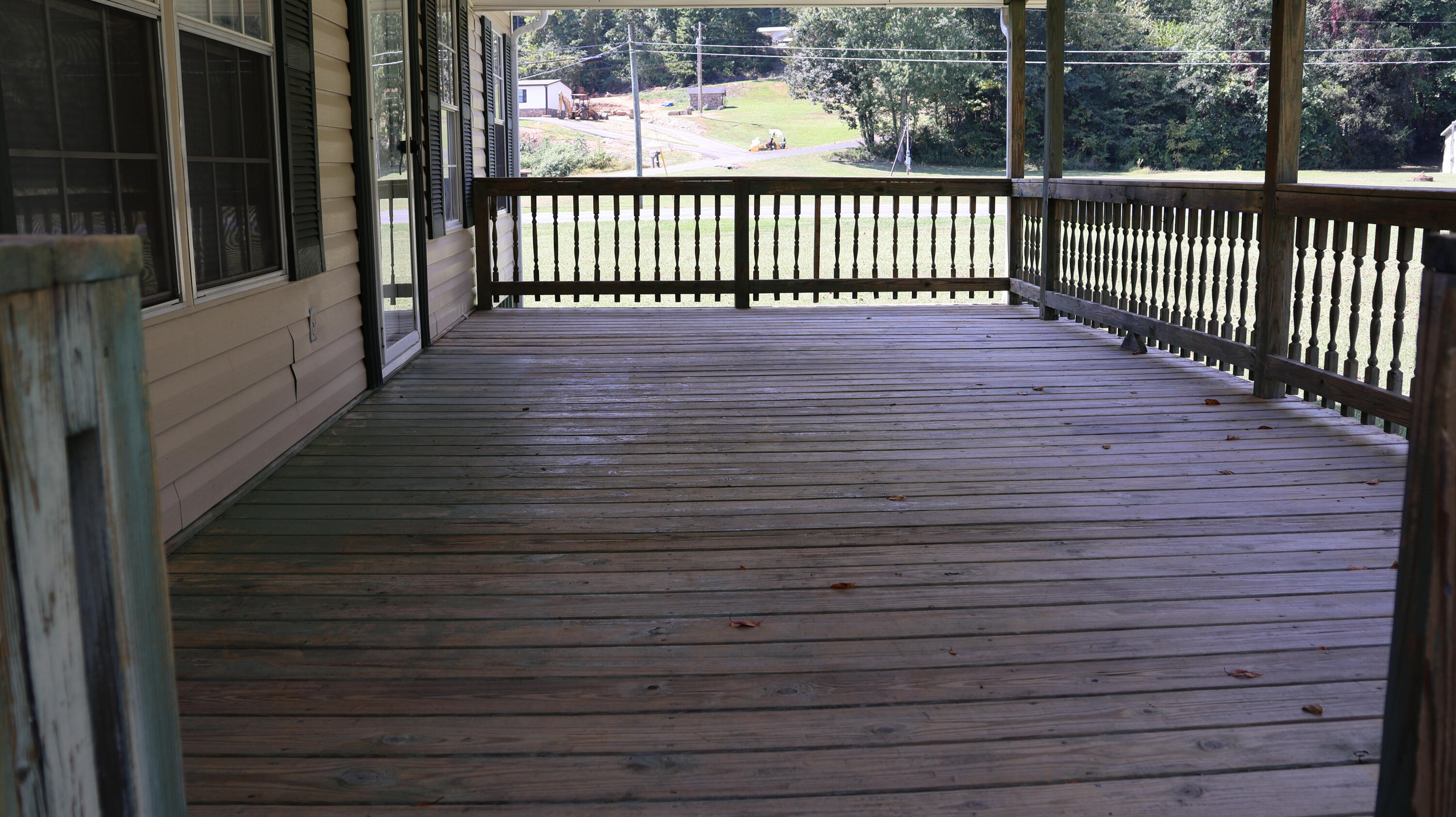 844 Cartwright Loop Whitwell, TN 37397 - Photo 7 of 36 IMG_1185 (1)