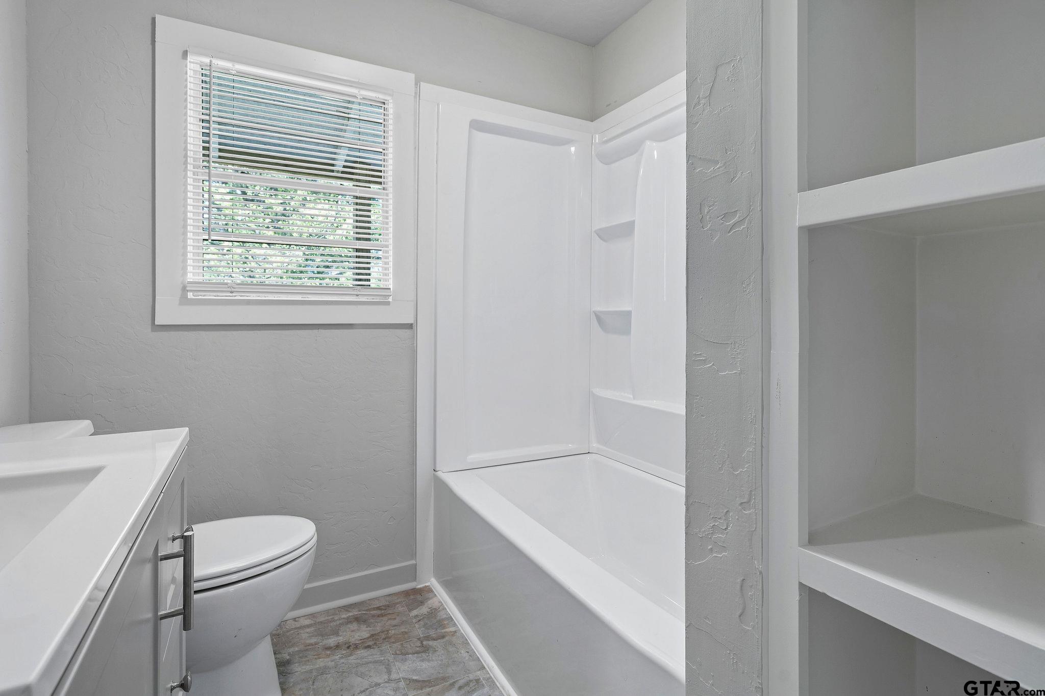 800 West Butler Street Gilmer, TX 75644 - Photo 15 of 20