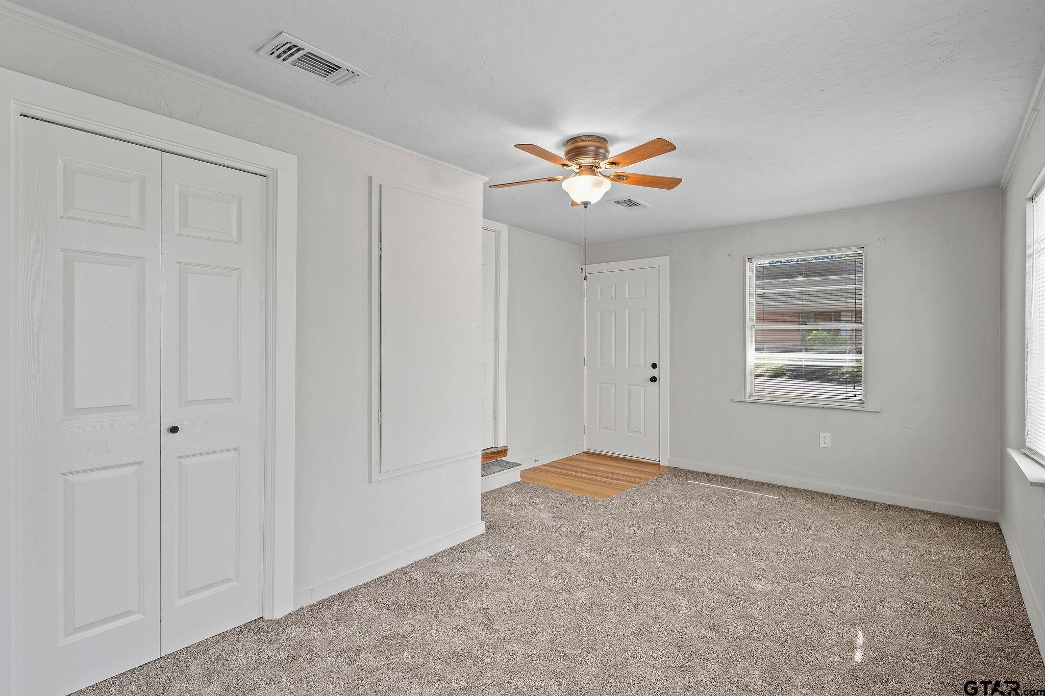 800 West Butler Street Gilmer, TX 75644 - Photo 5 of 20