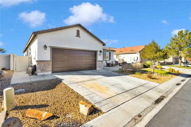 $439,900 | 10332 Darby Road, Apple Valley, CA 92308
