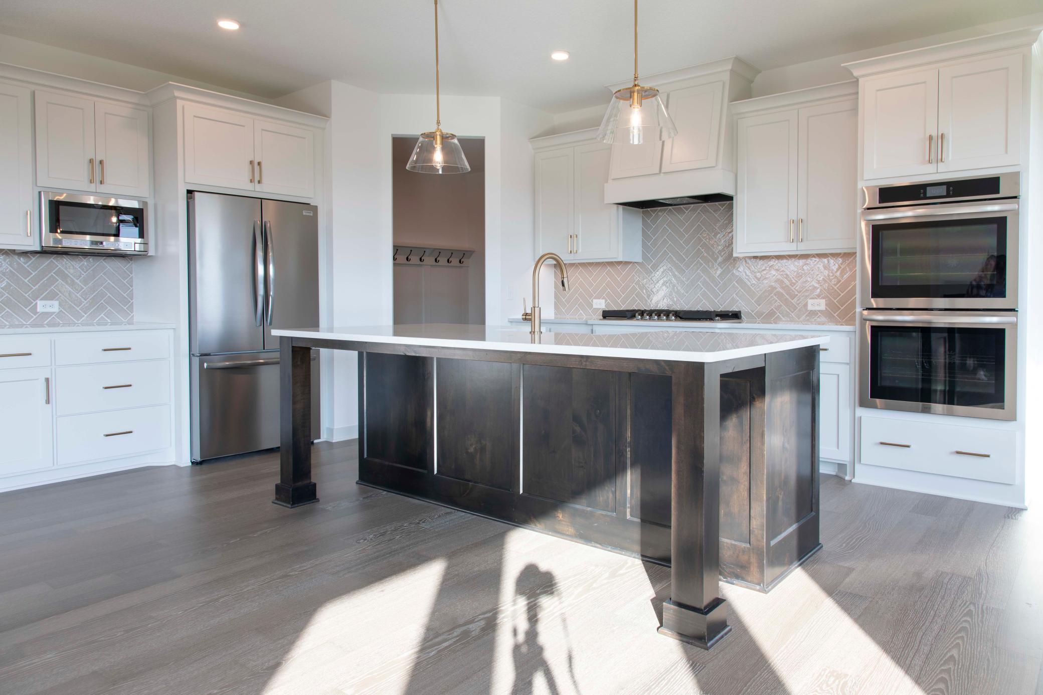 11158 Kingsview Lane North Maple Grove, MN 55369 - Photo 12 of 41