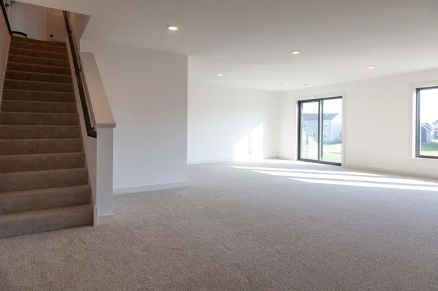 $934,565 | 11158 Kingsview Lane North, Dayton, MN 55369