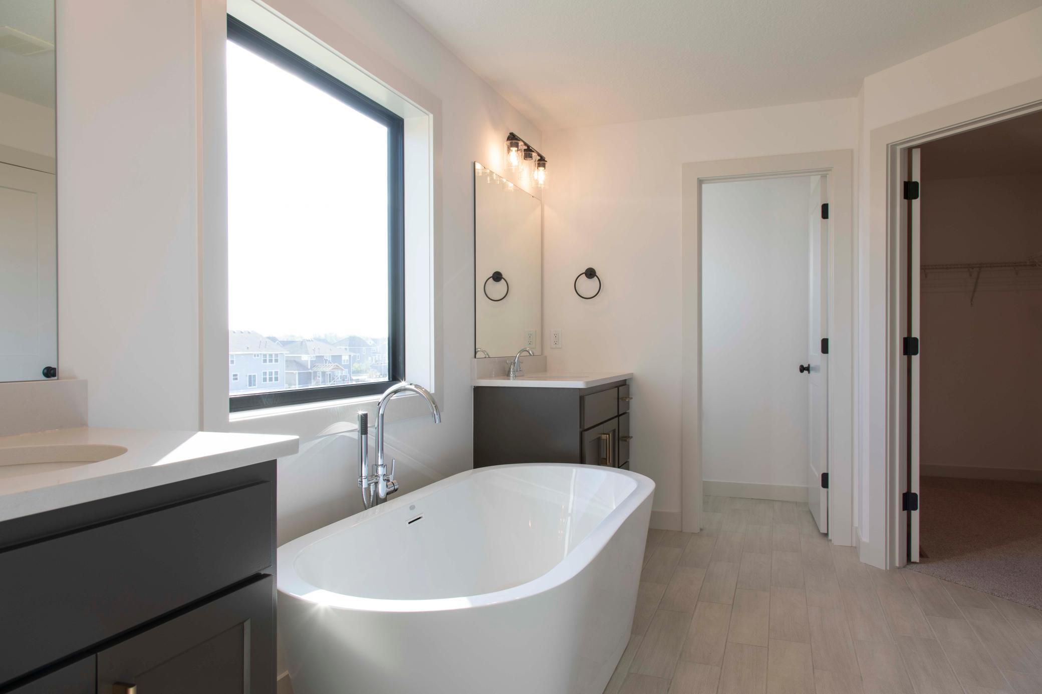 11158 Kingsview Lane North Maple Grove, MN 55369 - Photo 33 of 41