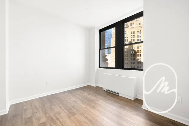 $4,100 | 15 Park Row, Unit 5N | Financial District