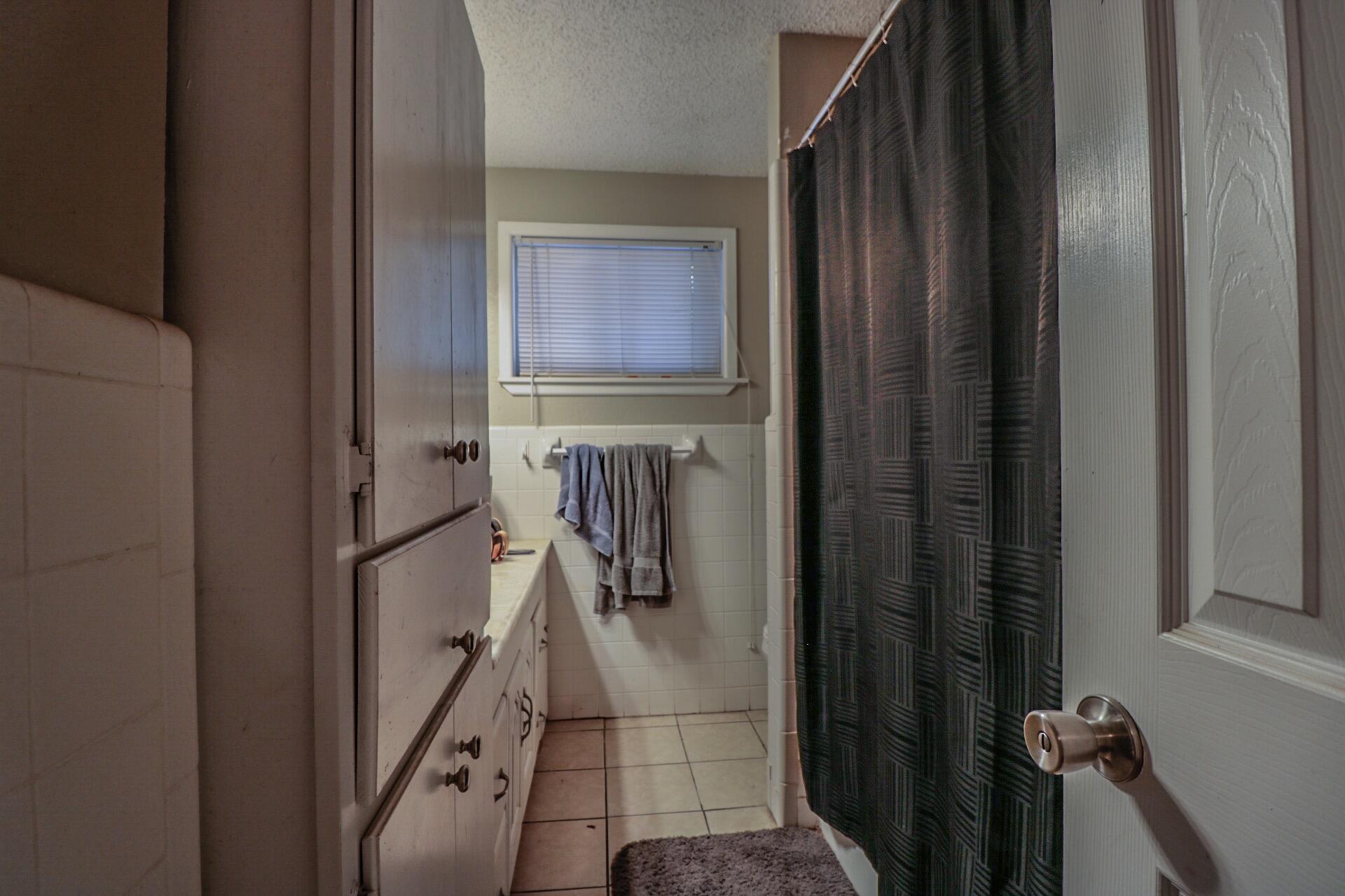 2837 66th Street Lubbock, TX 79413 - Photo 7 of 10 Photo May 04, 1 26 28 PM
