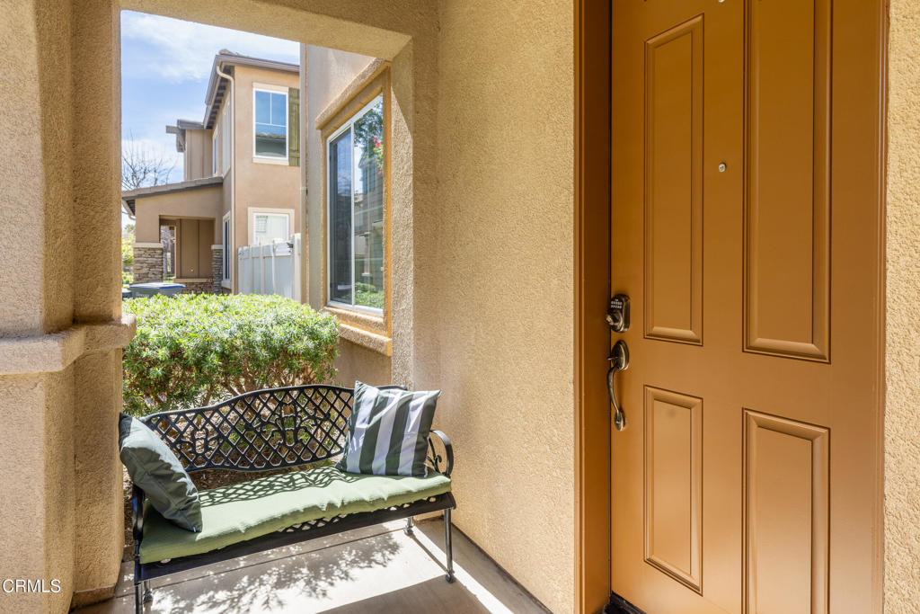3604 Jolly Roger Way Oxnard, CA 93035 - Photo 4 of 28 3604 Jolly Roger Way-4237-HDR