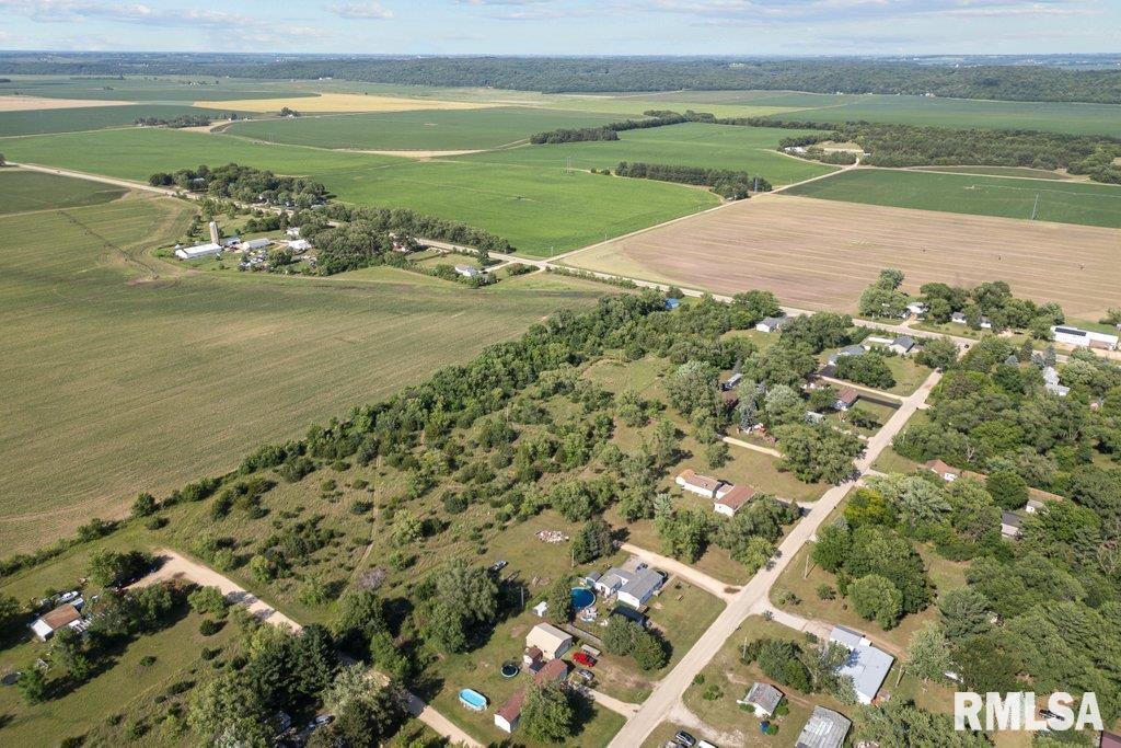 6 Two 2 Mile Road Thomson, IL 61285 - Photo 4 of 14