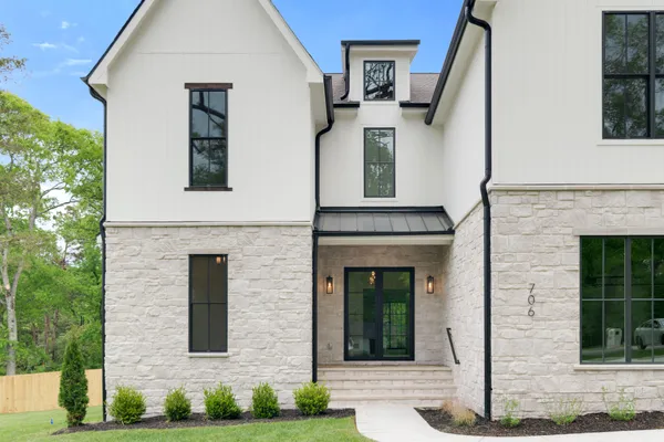 $3,200,000 | 706 Brook Hollow Road, Nashville, TN 37205