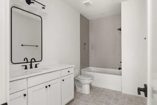 $3,200,000 | 706 Brook Hollow Road, Nashville, TN 37205