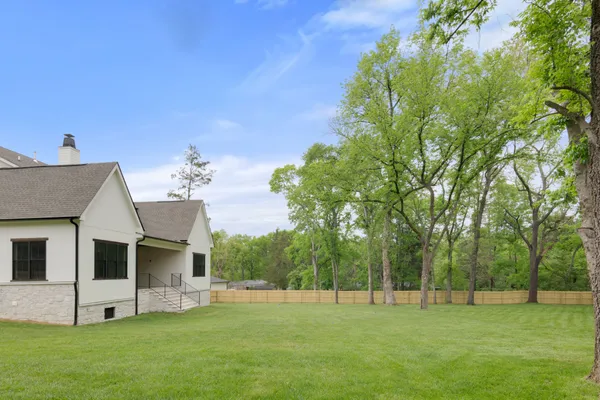 $3,200,000 | 706 Brook Hollow Road, Nashville, TN 37205