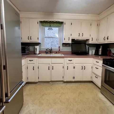 $499,900 | 441 Foundry Street, Easton, MA 02356