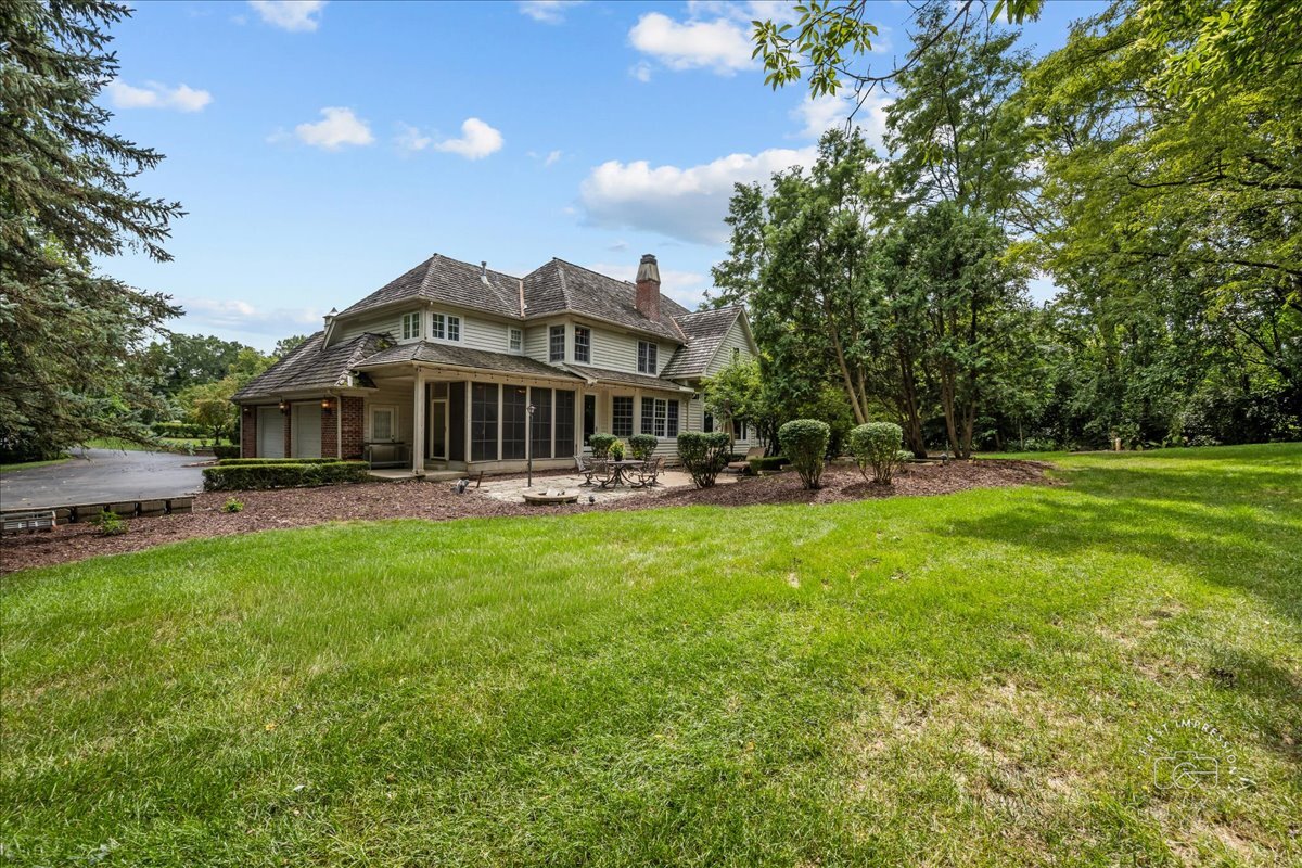 4N494 Hidden Oaks Road St. Charles, IL 60175 - Photo 38 of 44 Gallery Image 38