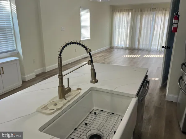 $3,100 | 200 Penn Street, Riverton, NJ 08077