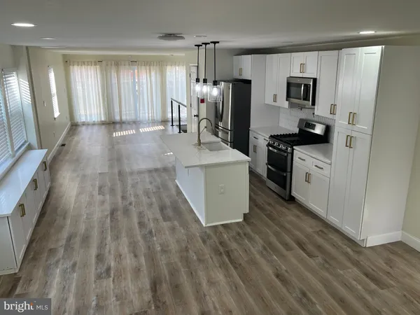 $3,100 | 200 Penn Street, Riverton, NJ 08077