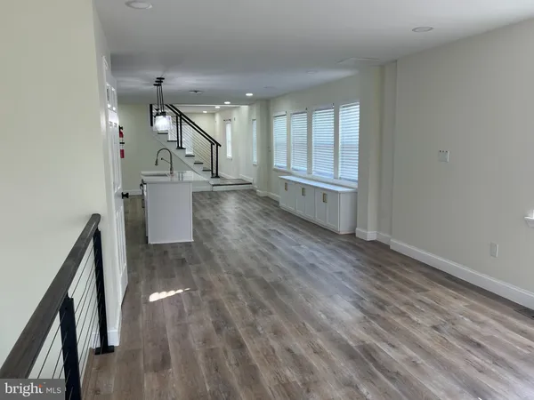 $3,100 | 200 Penn Street, Riverton, NJ 08077