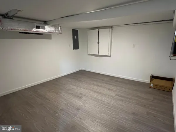 $3,100 | 200 Penn Street, Riverton, NJ 08077