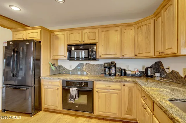 $1,444,444 | 786 East Broncos Trail, Williams, AZ 86046