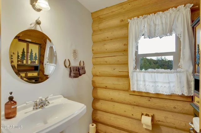 $1,444,444 | 786 East Broncos Trail, Williams, AZ 86046