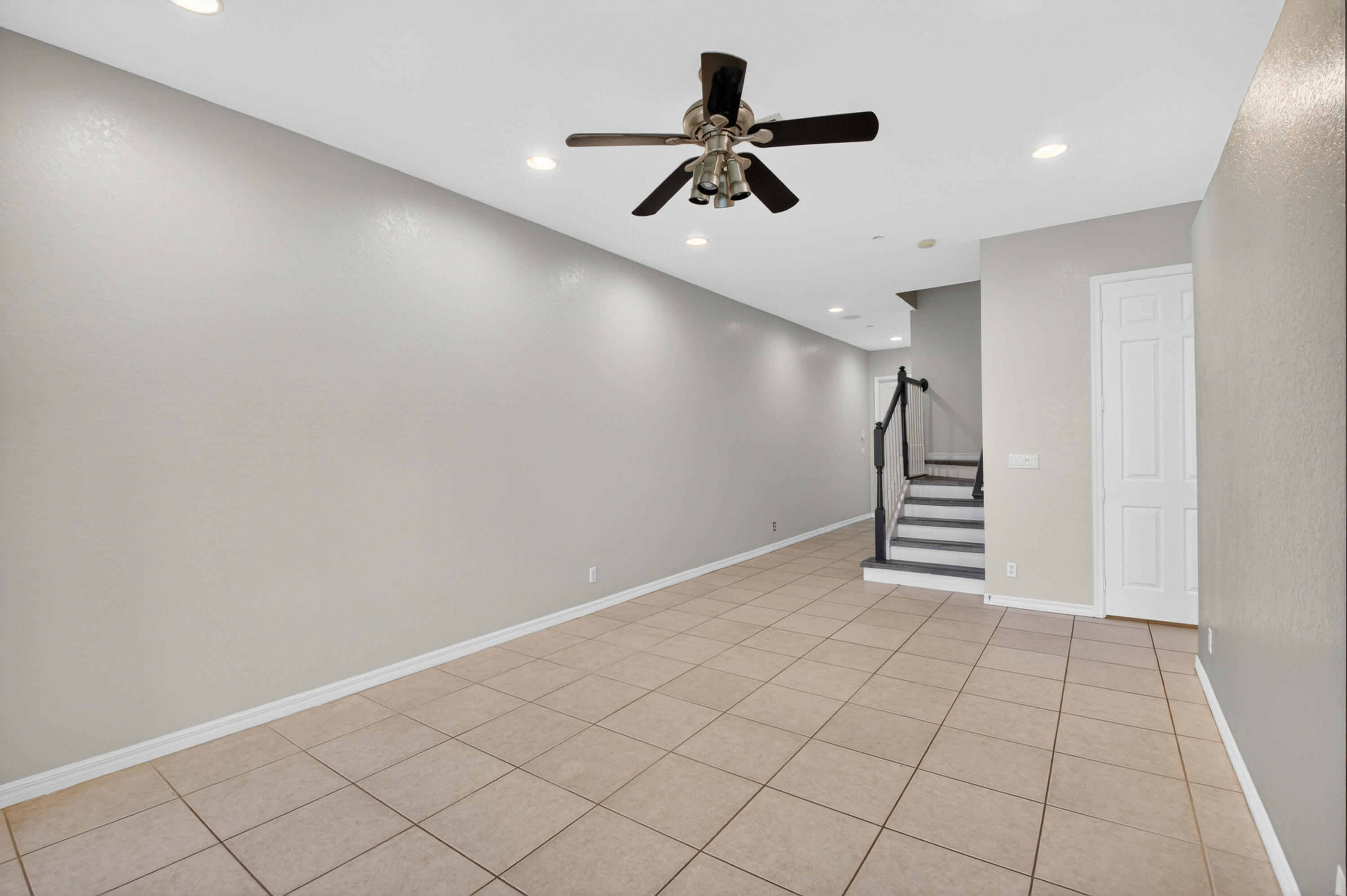 51 Lancaster Road Boynton Beach, FL 33426 - Photo 9 of 61 DSC_8838