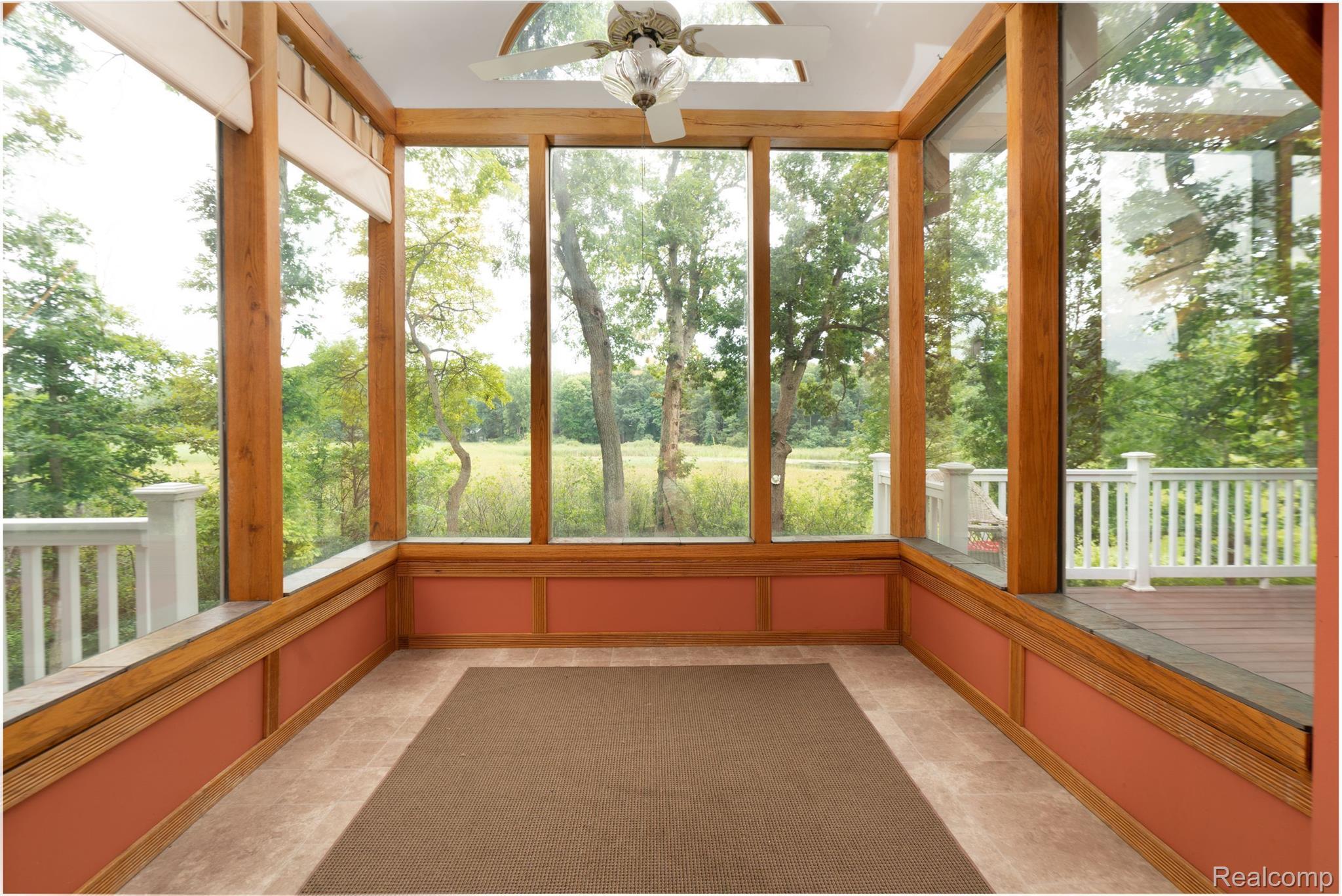 10178 Spencer Road Brighton, MI 48114 - Photo 17 of 49 Gallery Image 17
