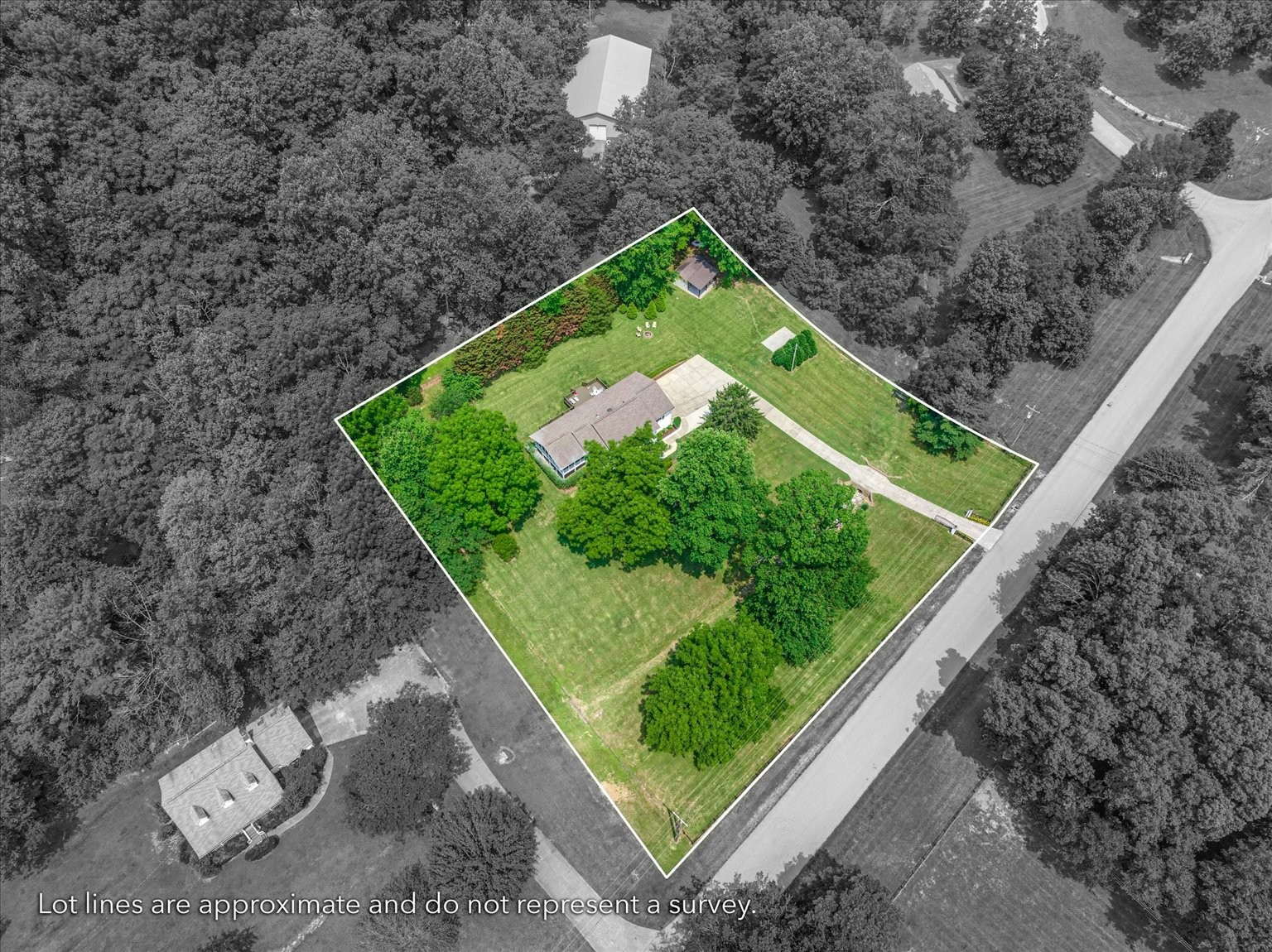 775 High Point Ridge Road Franklin, TN 37069 - Photo 41 of 41 a view of a garden with a bench