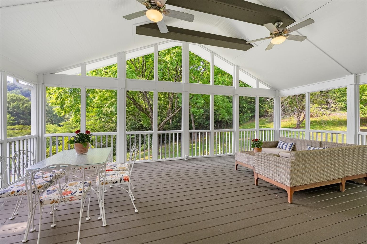 775 High Point Ridge Road Franklin, TN 37069 - Photo 6 of 41 a living room with a large window