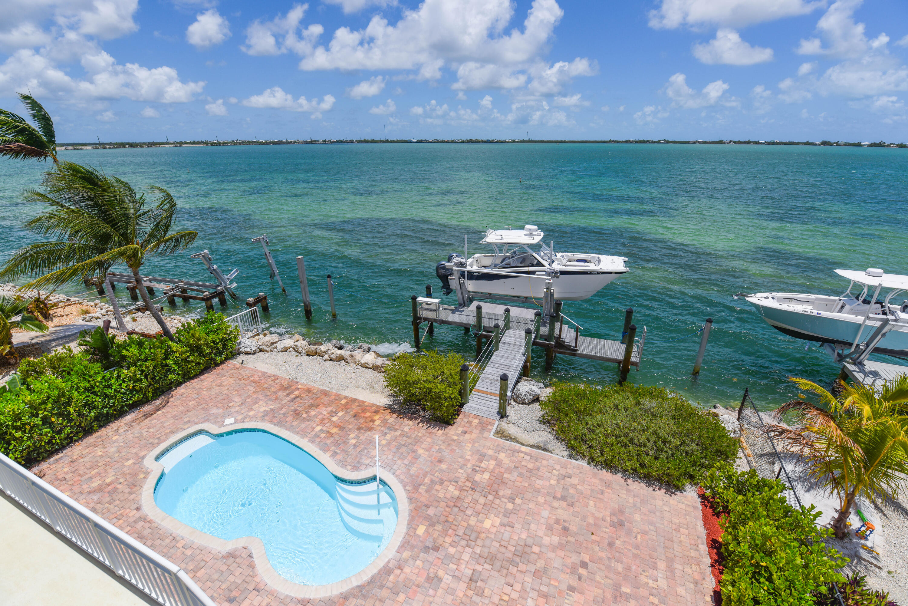431 La Fitte Road Summerland Key, FL 33042 - Photo 4 of 50 007-431LaFitte-LittleTorchKey-FL-33042-F