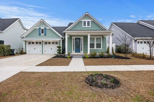 $630,000 | 114 Sandy Bend Lane, Summerville, SC 29486
