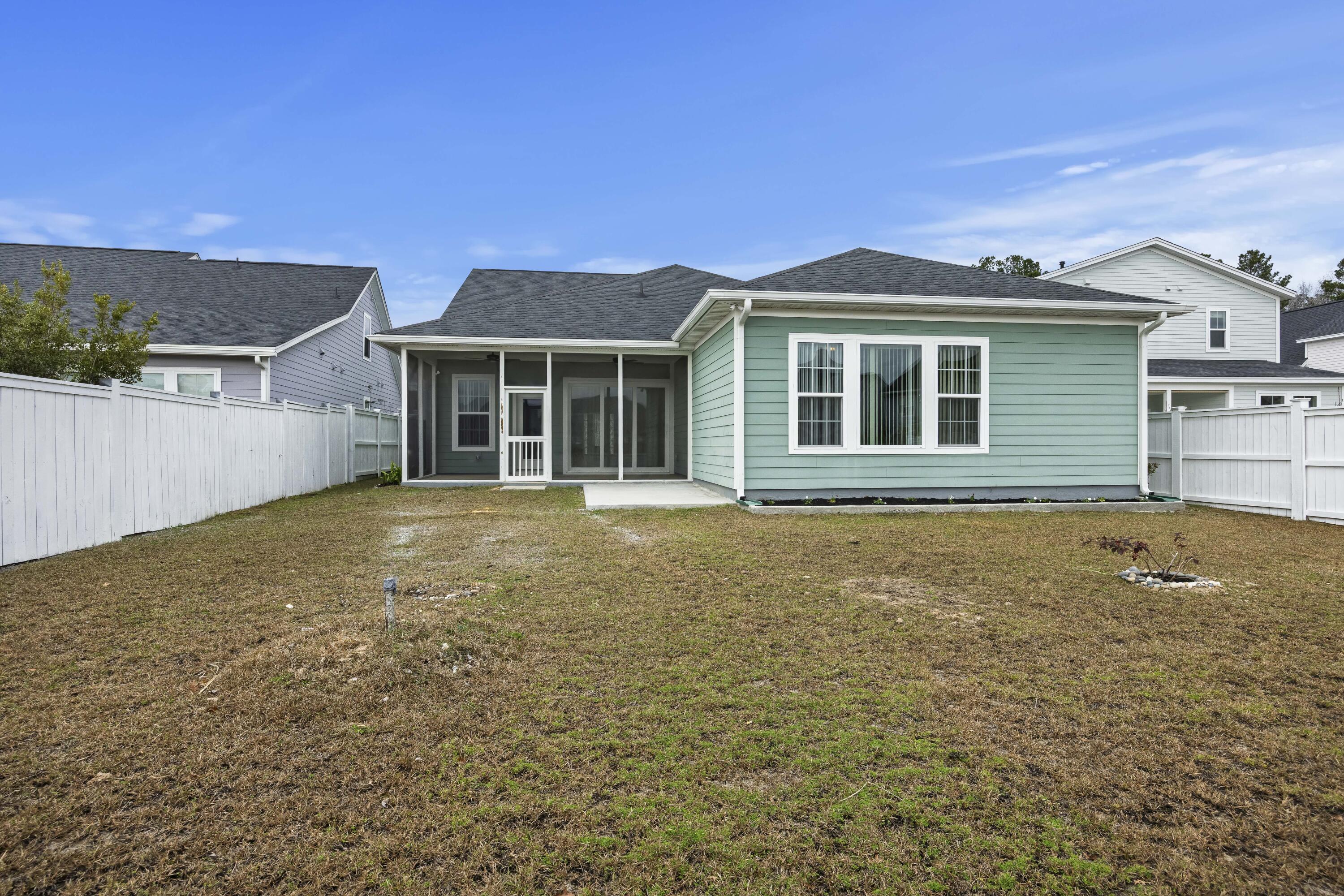 114 Sandy Bend Lane Summerville, SC 29486 - Photo 4 of 40 243A8028